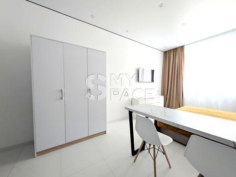 квартира за адресою Андрія Верхогляда вул. (Михайла Драгомирова), 14-А