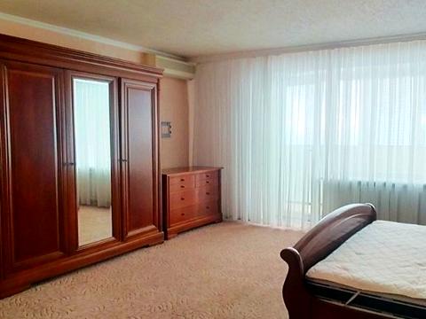 квартира за адресою Дніпро, Гетьмана Петра Дорошенка вул. (Генерала Грушевого), 12