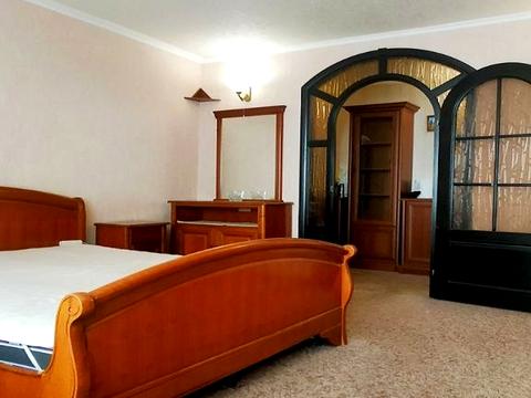 квартира за адресою Дніпро, Гетьмана Петра Дорошенка вул. (Генерала Грушевого), 12