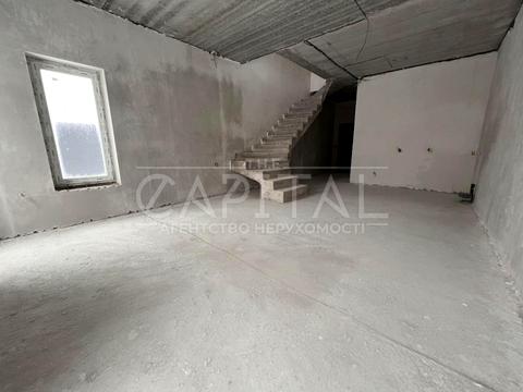 дом по адресу Будівельників, 1а