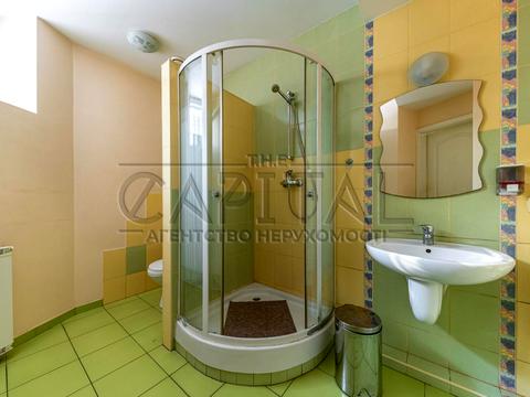 комерційна за адресою Київ, Володимира Івасюка просп. (Героїв Сталінграду), 8