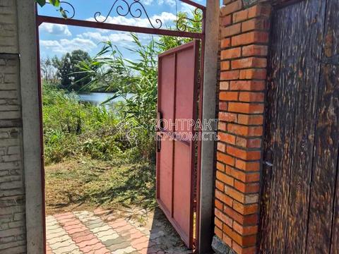 будинок за адресою вул. Квітуча, 110