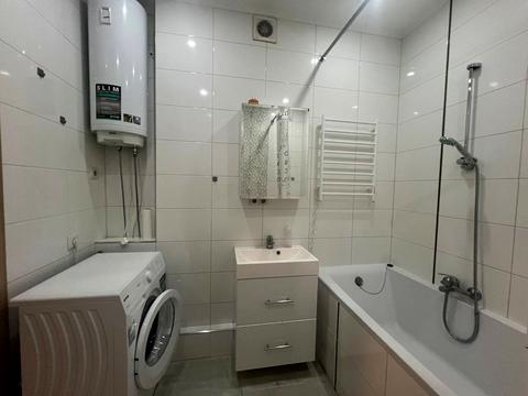 квартира за адресою Драгоманова вул., 2-Б