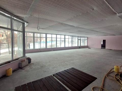 комерційна за адресою вулиця Леніна, 2