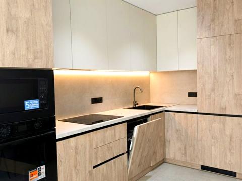 квартира за адресою Романа Левицького вул., (Будинок 7)