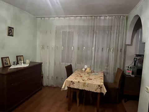 квартира за адресою Космонавтів просп., 35