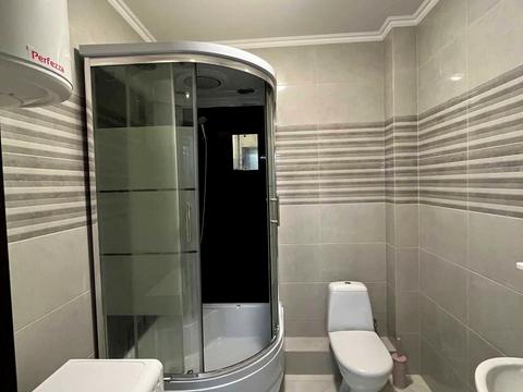 квартира за адресою Київ, Драгоманова вул., 2