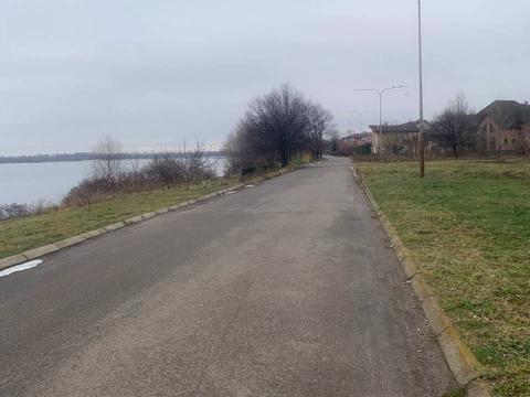 ділянка за адресою Богатирська вул.