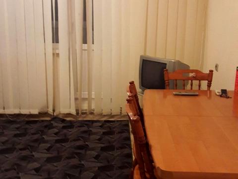 квартира за адресою Державності вул., 25