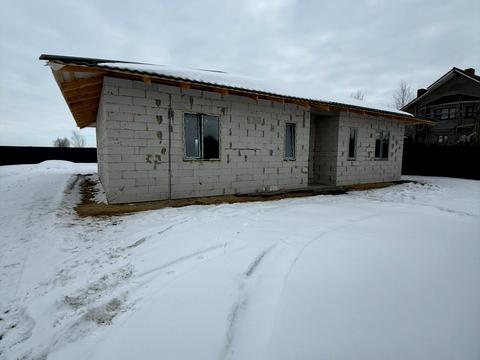 будинок за адресою Добролюбова