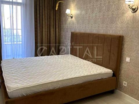 квартира за адресою Київ, Регенераторна вул., 4к2