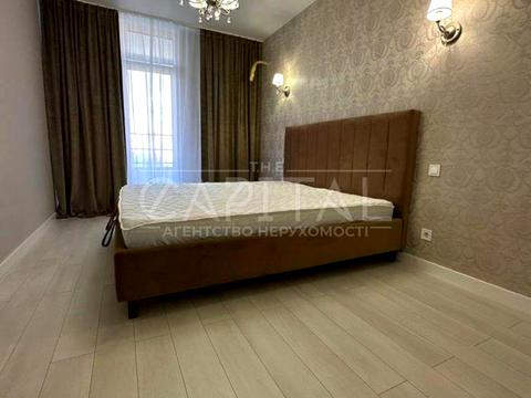 квартира за адресою Київ, Регенераторна вул., 4к2