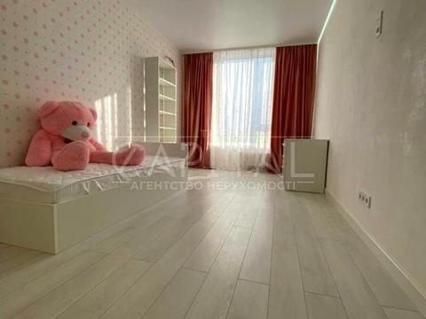 квартира за адресою Київ, Регенераторна вул., 4к2