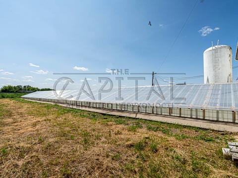 коммерческая по адресу Жовтнева, 22