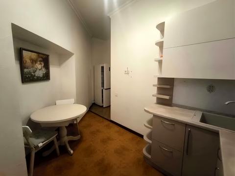 квартира за адресою Київ, Симона Петлюри вул. (Комінтерну), 8