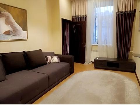 квартира за адресою Київ, Симона Петлюри вул. (Комінтерну), 8