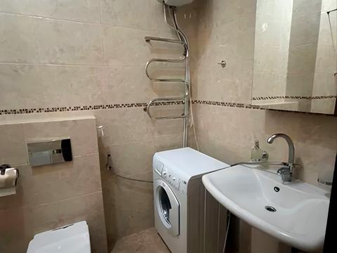 квартира за адресою Київ, Симона Петлюри вул. (Комінтерну), 8