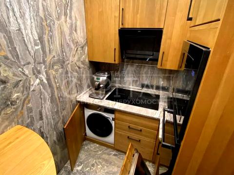 комерційна за адресою Митрополита Василя Липківського вул. (Урицького), 16