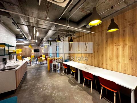 комерційна за адресою Київ, Саксаганського вул., 15