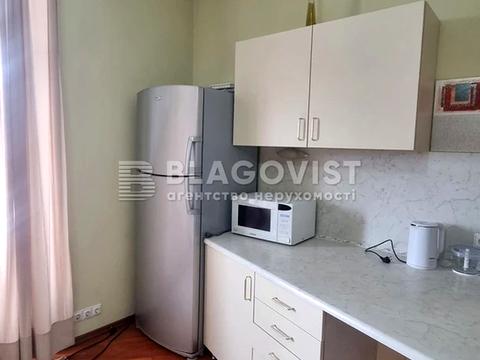 квартира за адресою Рейтарська вул., 30