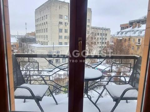 квартира за адресою Рейтарська вул., 30