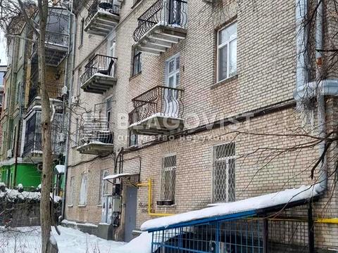 квартира за адресою Рейтарська вул., 30