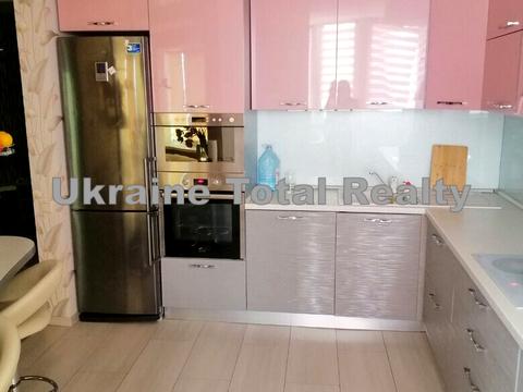 квартира за адресою Печерська вул., 2