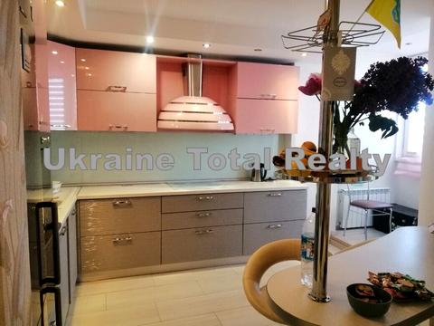 квартира за адресою Печерська вул., 2