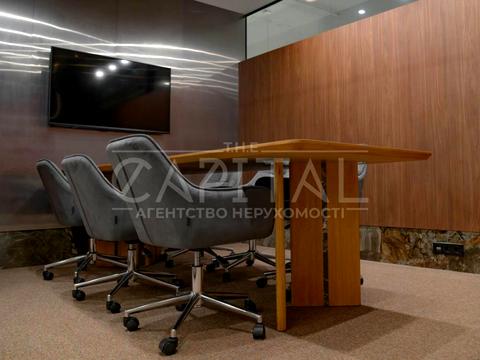 комерційна за адресою Саперне Поле вул., 3