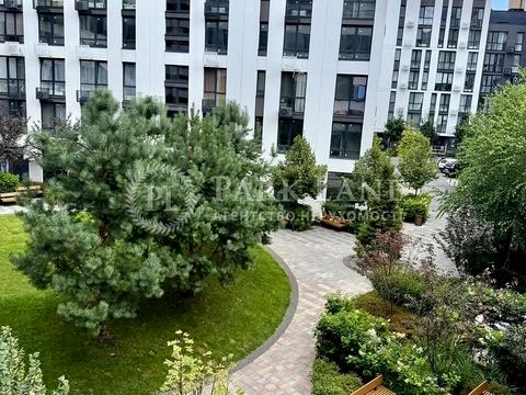 квартира за адресою Салютна вул., 2к7