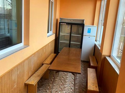 коммерческая по адресу Грушевського, 63