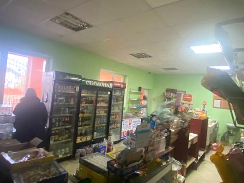 коммерческая по адресу Грушевського, 63