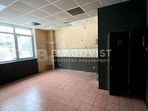 комерційна за адресою Академіка Булаховського вул., 5-Г