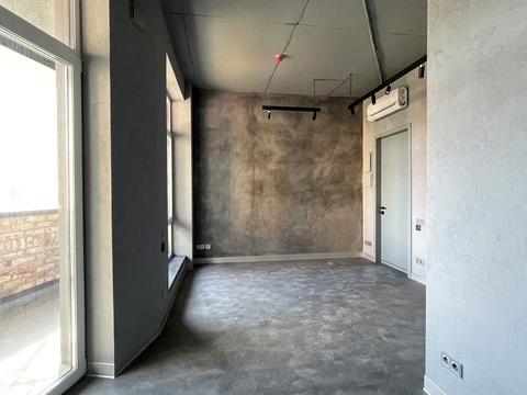 комерційна за адресою Ламана вул., 18