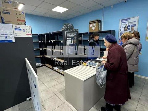 комерційна за адресою Ольжича вул., 10