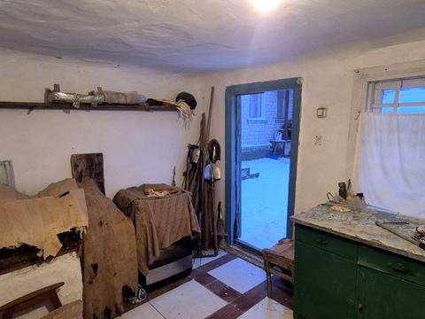 будинок за адресою Сотницька