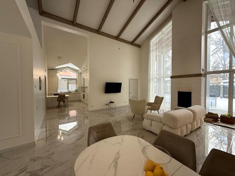 будинок за адресою Антонія Михайловського вул.