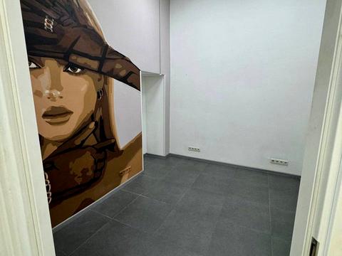 комерційна за адресою Повітряних Сил просп. (Повітрофлотський), 25