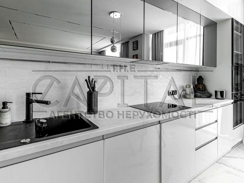 квартира по адресу Андрея Верхогляда ул. (Михайла Драгомирова), 19-Б