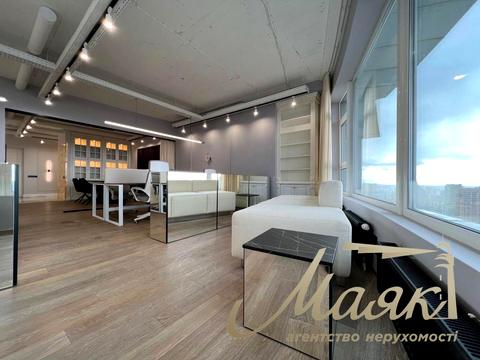 комерційна за адресою Кловський узвіз (Кловський), 7a