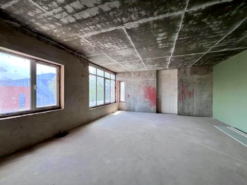 комерційна за адресою Павла Тичини просп., 18-Б