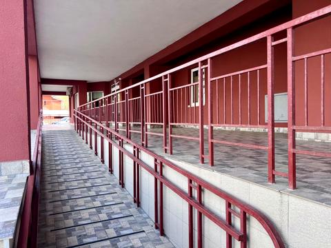 комерційна за адресою Павла Тичини просп., 18-Б