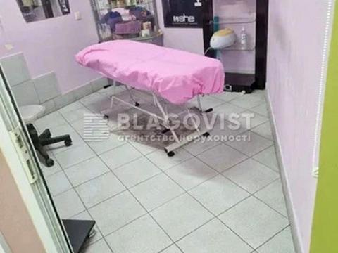комерційна за адресою Новодарницька вул., 8