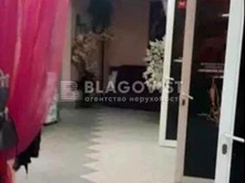 комерційна за адресою Новодарницька вул., 8