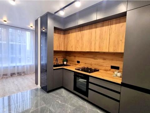 квартира за адресою Свободи вул., 5