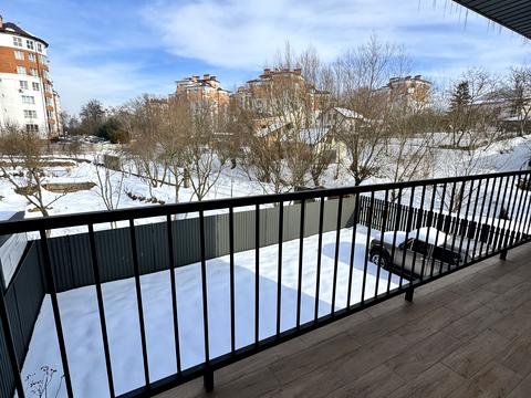 будинок за адресою с. Крихівці, Веселкова