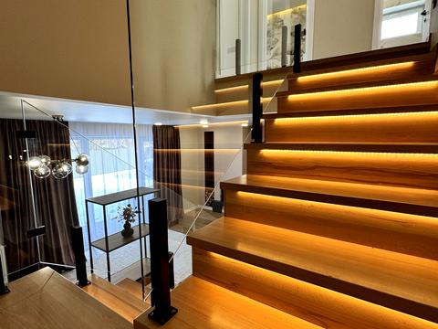 будинок за адресою с. Крихівці, Веселкова