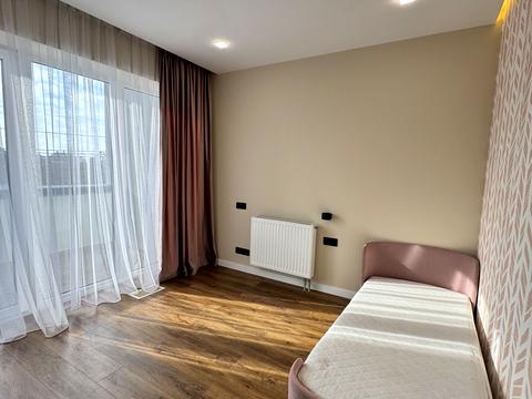 будинок за адресою с. Крихівці, Веселкова