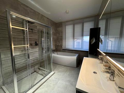 будинок за адресою Будівельників