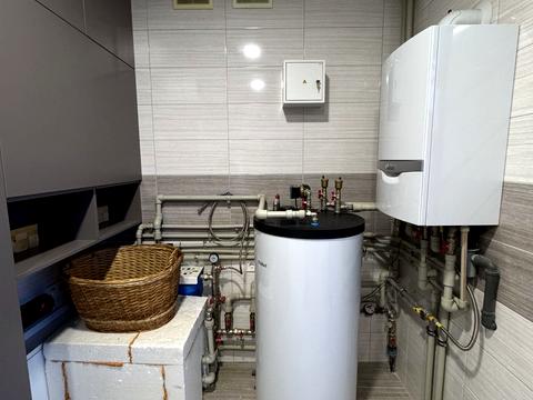 будинок за адресою Будівельників